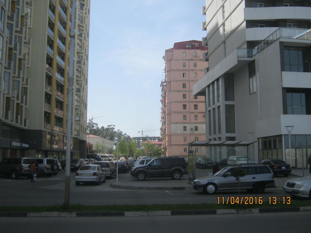 Mindia'S Apartment Batoumi Extérieur photo